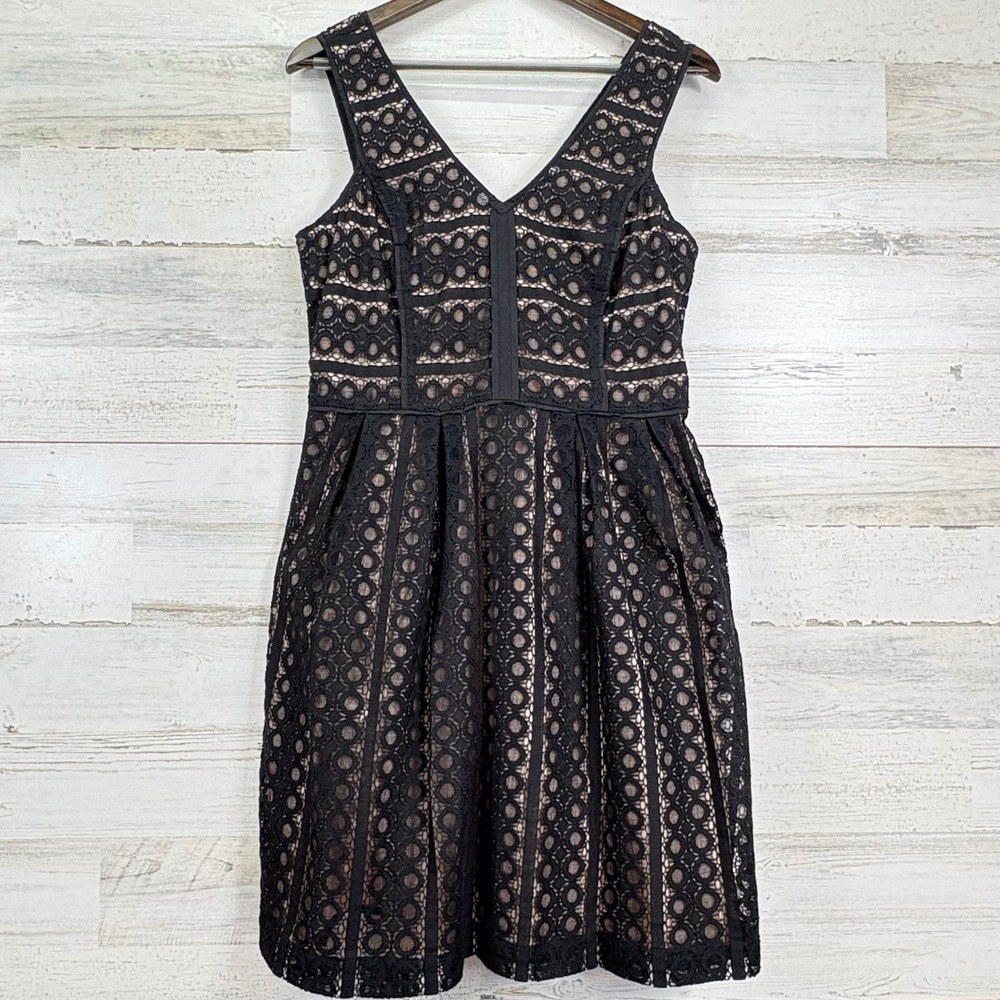 LOFT Black Lace Overlay Tan V Neck Sleeveless‎ Fit Flare Party Cocktail Dress 8
